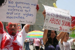 Oaxaca_protest_insert_courtesy_Alex_Ali_Mendez_Diaz